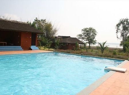 Red Earth Kabini Begur Exterior photo